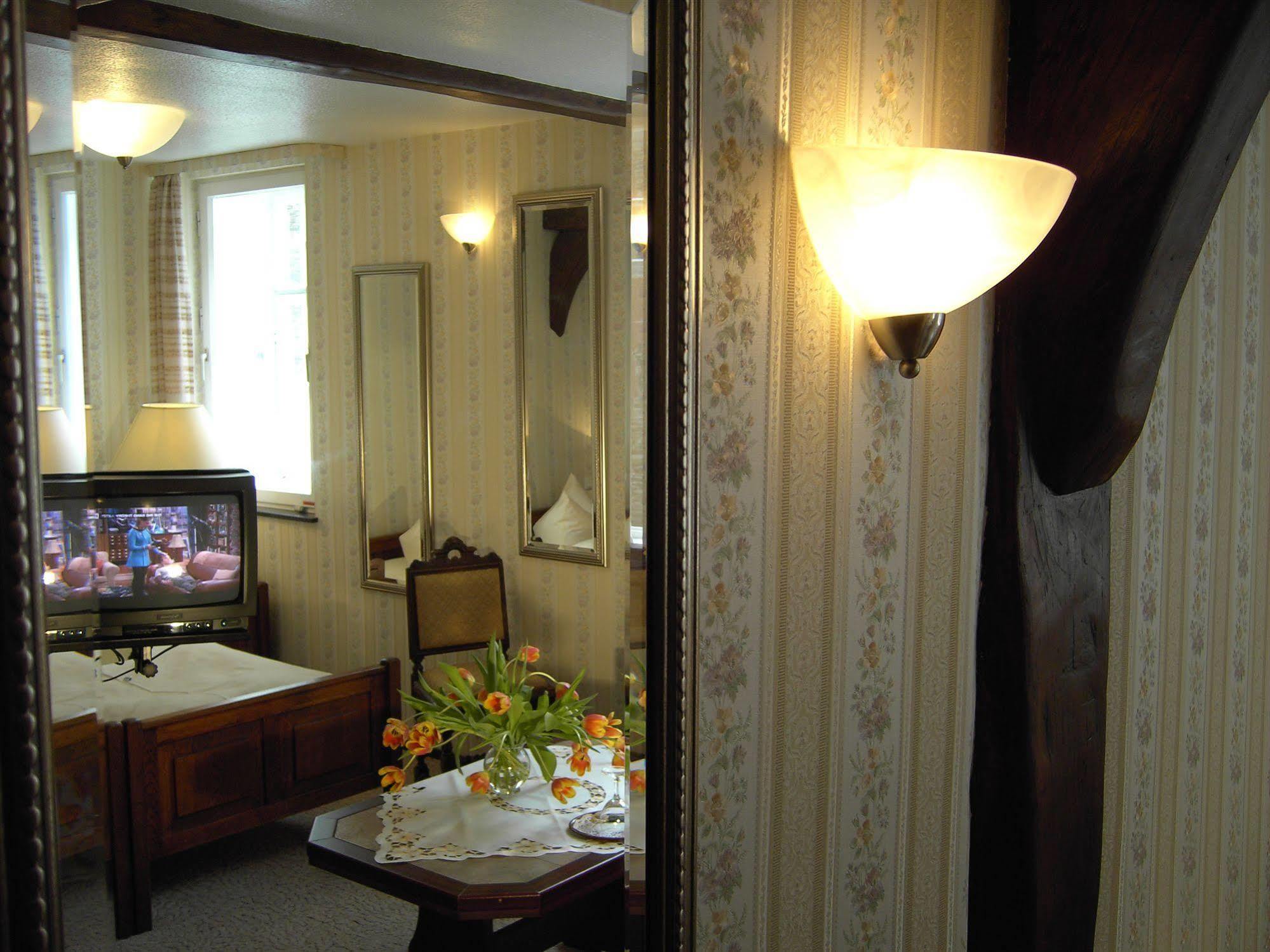Hotel Graf Rolshausen Monschau Esterno foto