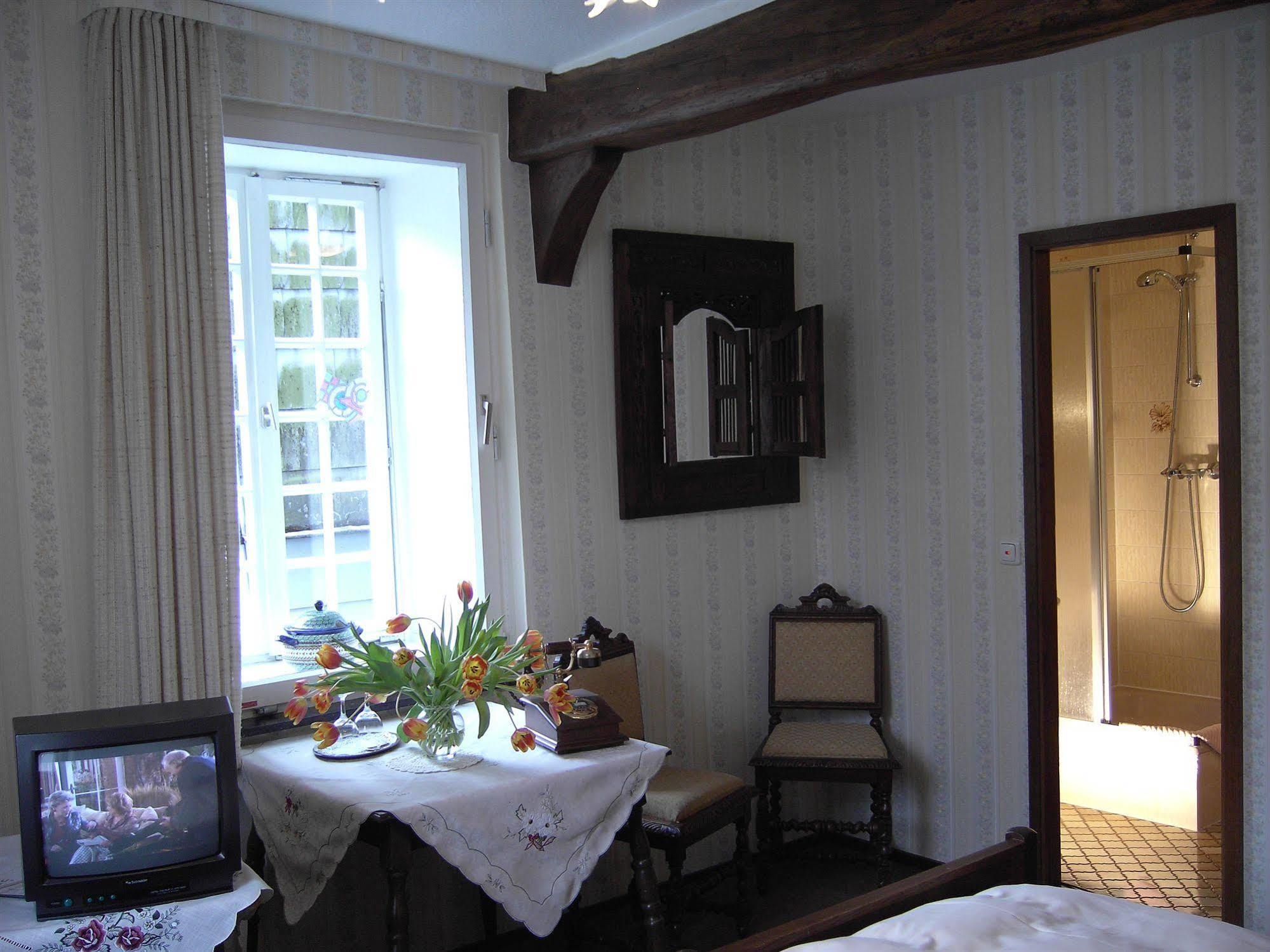 Hotel Graf Rolshausen Monschau Esterno foto